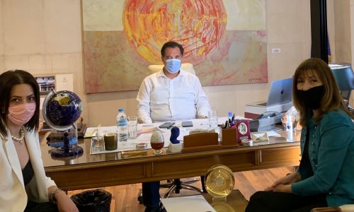 Στο Υπουργείο Εμπορίου και Ανάπτυξης